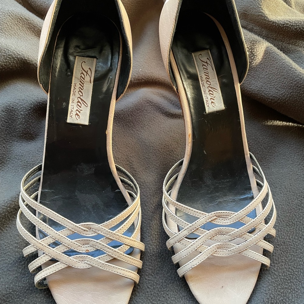 Famolare Vintage leather heels, RARE. Excellent condition.